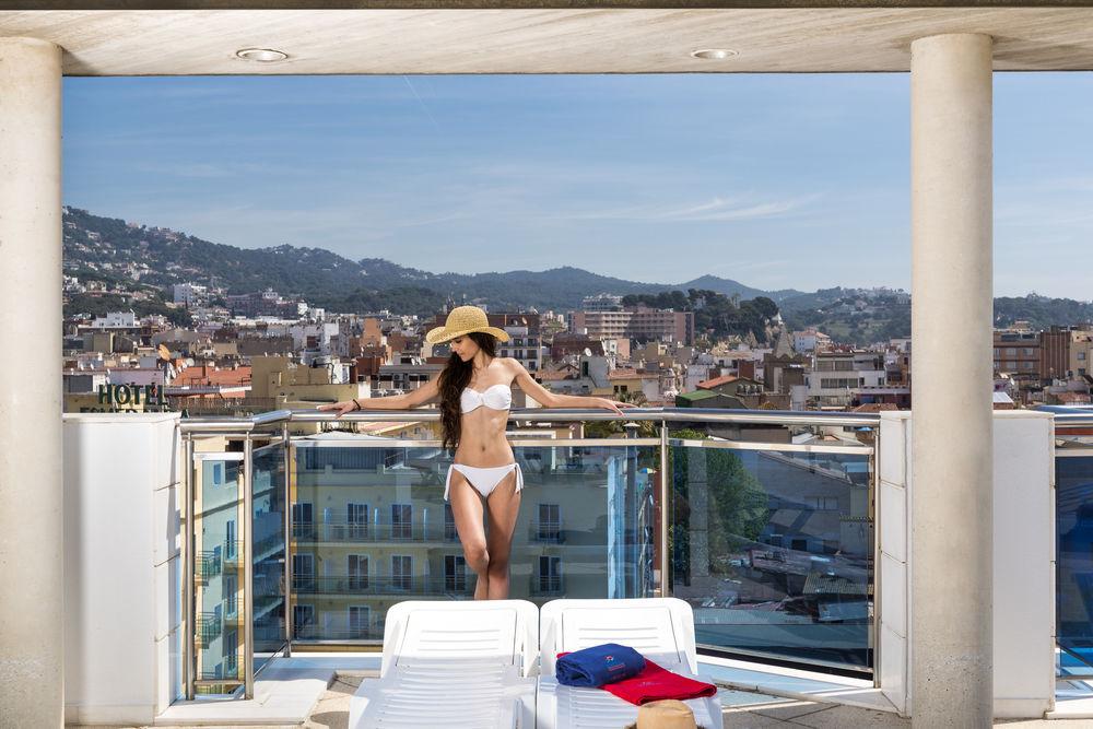 Apartaments Blau Lloret de Mar Exteriör bild